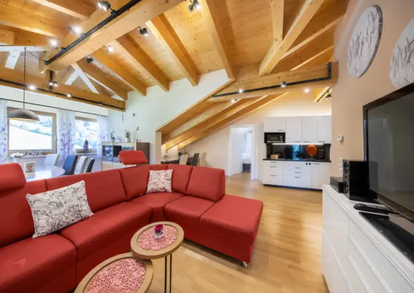 Dienten Mountain Resort Top 11 woonkamer naar keuken