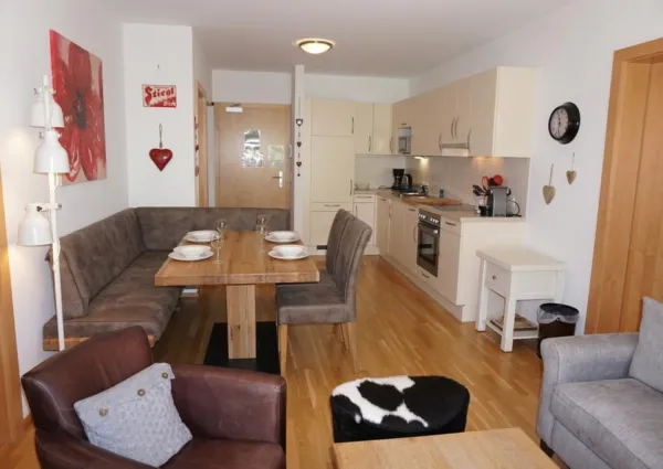 0006 DN Mountain 8 4