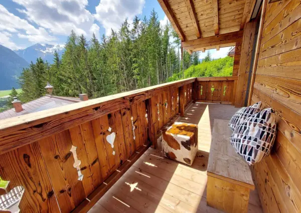 9e56b346 57f7 4399 a3c0 b0c70e666777