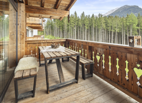 NK Chalet Blessachkopf buitentafel hout terras
