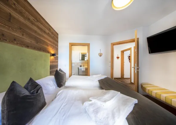 0016 NK Edelweissspitze slaapkamers 10