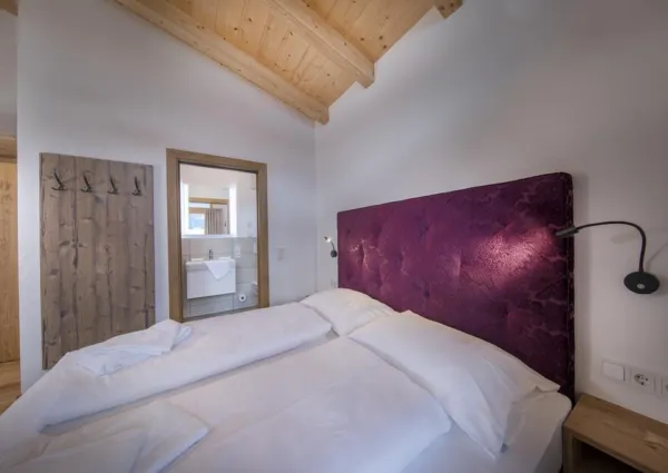 0018 NK Gamsmutter 17