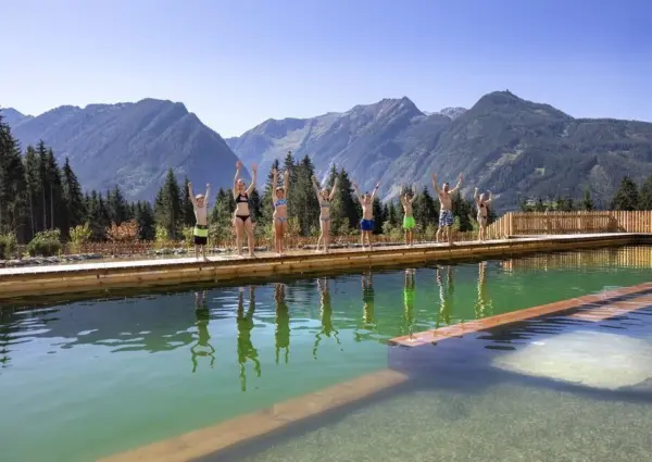 0045 NK NPC Schwimmteich 81