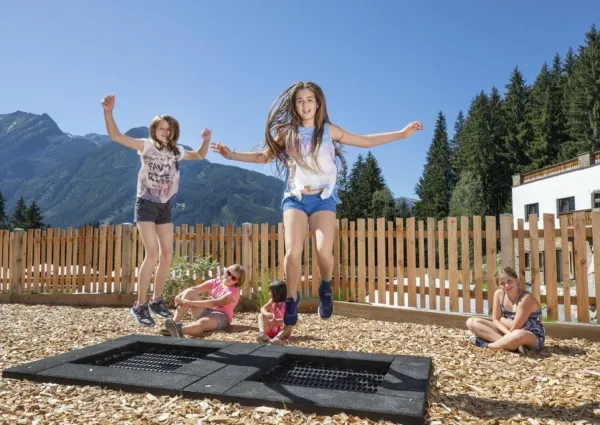 0026 NK NPC Schwimmteich 40