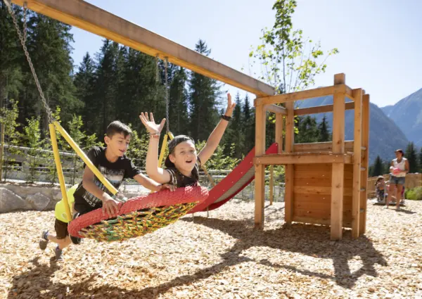 NK NPC Schwimmteich 60