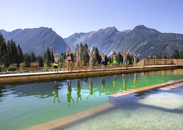 0037 NK NPC Schwimmteich 1