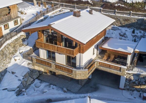 Nationalpark Chalet Keeskogel Neukirchen - 
<ul>
  <li>Directe toegang tot de dalafdaling van skigebied de Wildkogel Arena.</li>
  <li>Privé sauna voor ontspanning na een actieve dag op de piste.</li>
  <li>Skiberging met skischoendroger voor het opbergen van wintersportuitrusting.</li>
</ul>