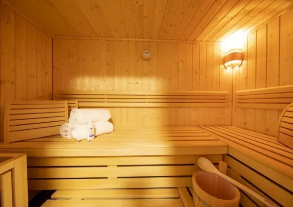 0018 NK Kratzenberg 30