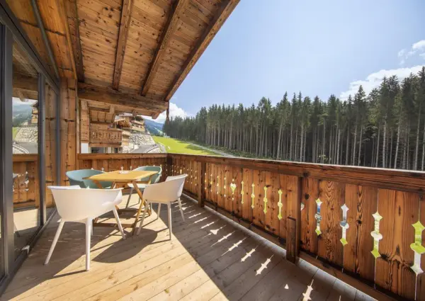 0025 NK Kratzenberg 15