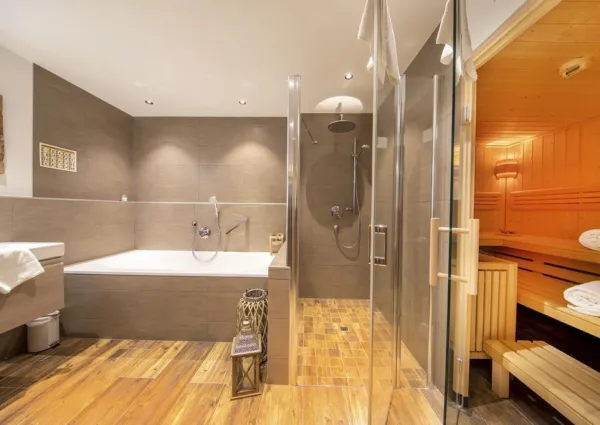 0016 NK Chalet 11 038 badkamer sauna