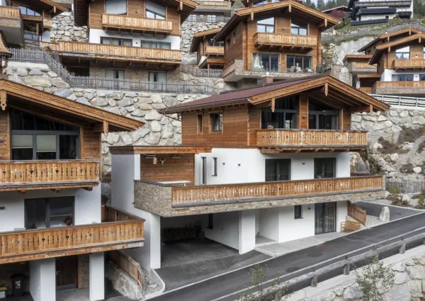 0022 NK Chalet 11 001 aanzicht zomer