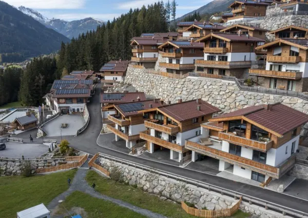 0023 NK Chalet 11 006 ligging zomer