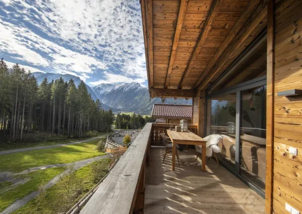 0026 NK Chalet 11 023 balkon zomer