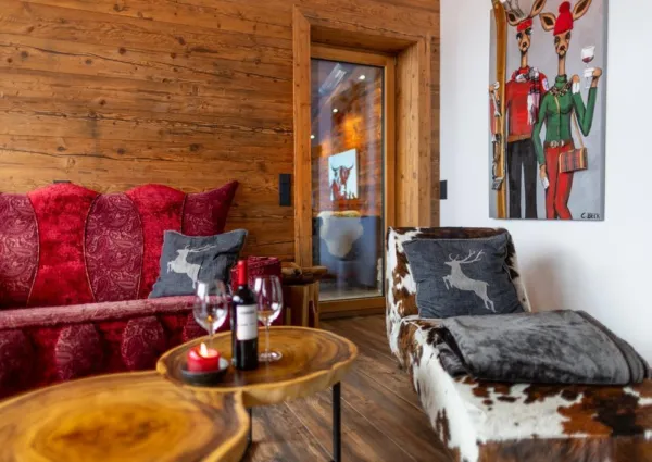 0009 NK Kristallwand woonkamer nieuw 5