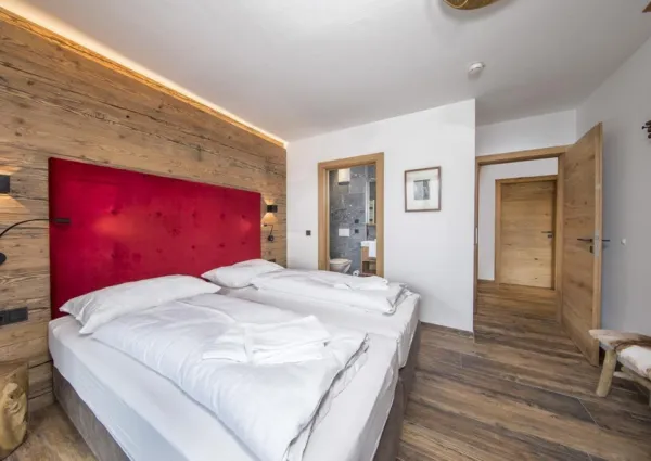 0021 NK Kristallwand nieuw 18