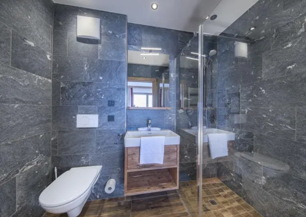 0022 NK Kristallwand nieuw 19