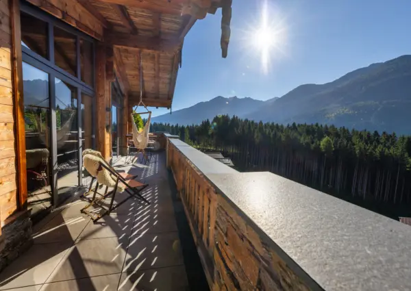Neukirchen Nationalpark chalet Kristallwand zomer balkon 1