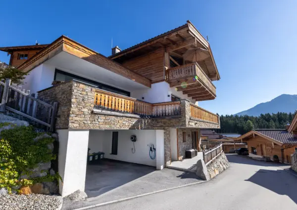 Neukirchen Nationalpark Chalet Kuhhaut zomer aanzicht 2