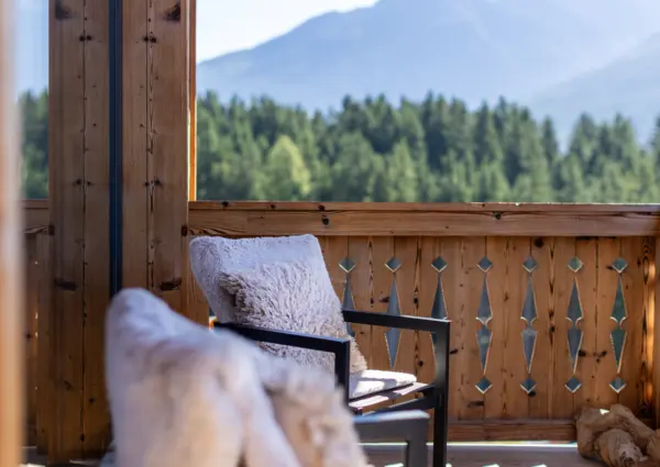 Neukirchen Nationalpark Chalet Kuhhaut zomer zitje balkon