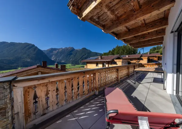 Neukirchen Nationalpark Chalet Kuhhaut zomer terras 2