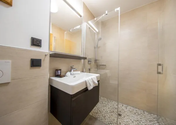 0022 NK Kaferfeldeck 25