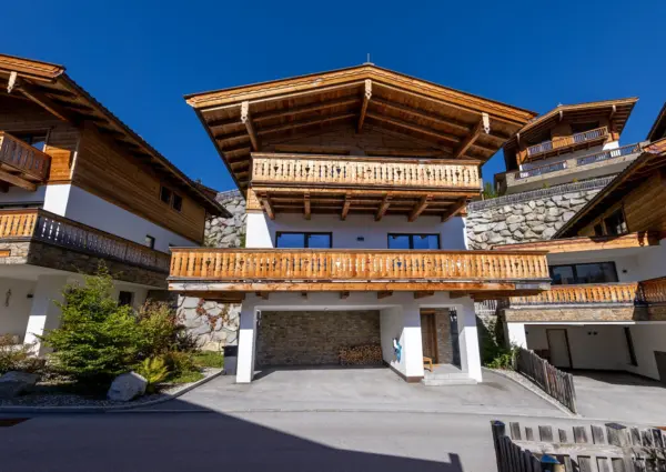 Neikirchen Nationalpark chalet KC3 A4ferfeldeck zomer aanzicht