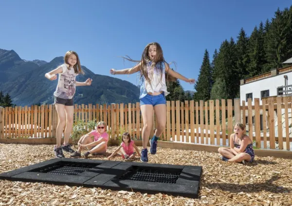 0025 NK NPC Schwimmteich 39