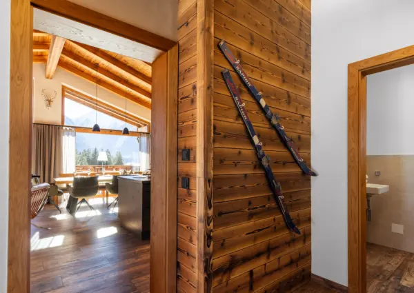 NK Ochsenbug gang en toilet