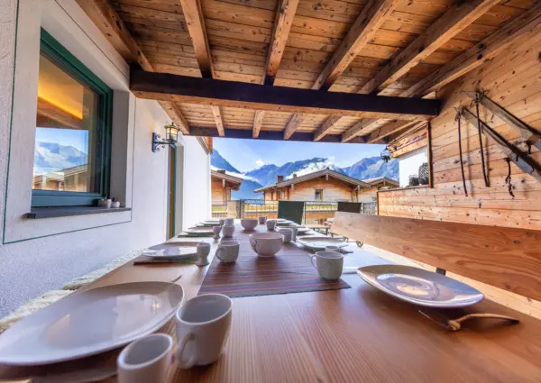 NK Rauhkopf eettafel uitzicht