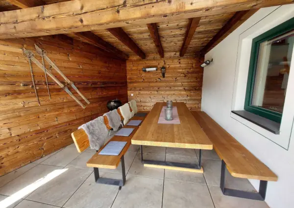 NK Rauhkopf tafel buiten