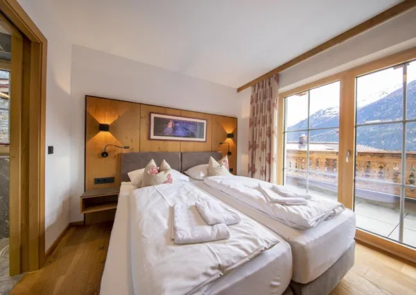 0008 NK Rotspitze slaapkamer Chalet 54 300