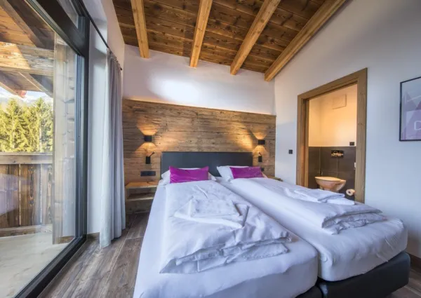 0010 NK Schwarze Wand 10