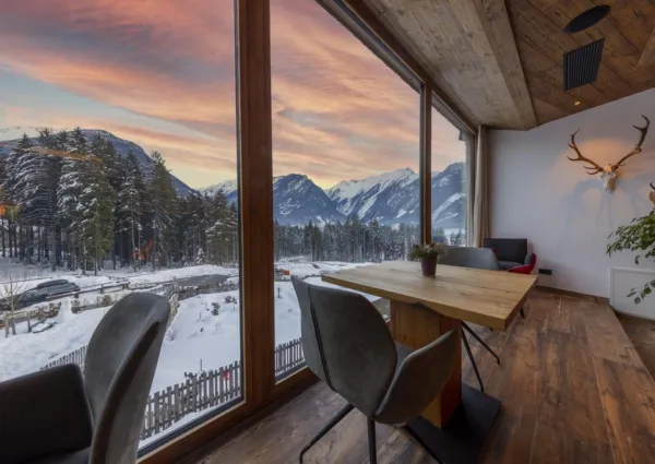 0042 NK NPC Alg Lounge 2