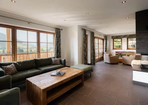 Panorama Chalet Forest Zithoek in woonkamer