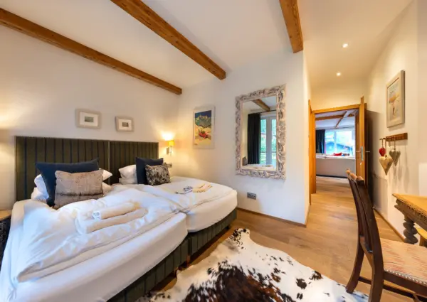 Pure Hinterthal Slaapkamer 2 met douche in gang
