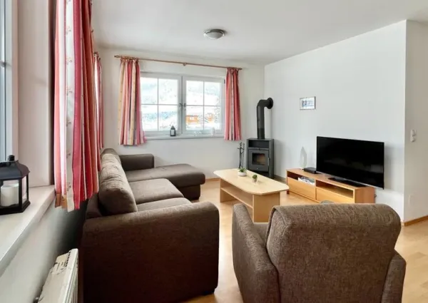 0004 SM Monica Top 1 2a