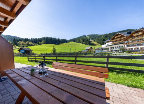 Res Monica Top 1 Uitzicht vanaf terras