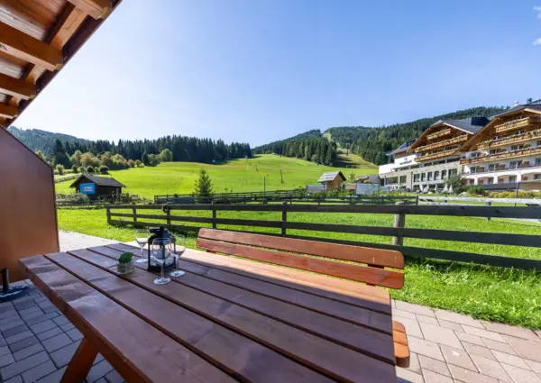 Res Monica Top 1 Uitzicht vanaf terras