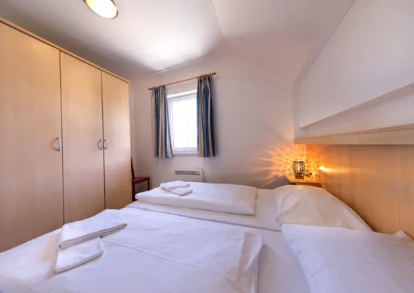 Res Monica Top 10 slaapkamer 3 met 2 persoonsbed