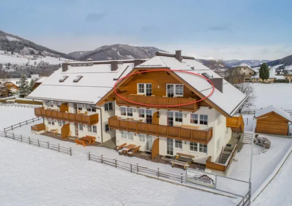 0001 SM Monica Top 10 winter 1a