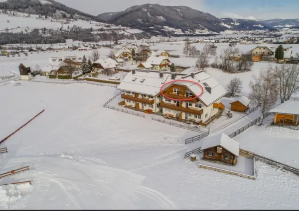 0017 SM Monica Top 10 winter 2a