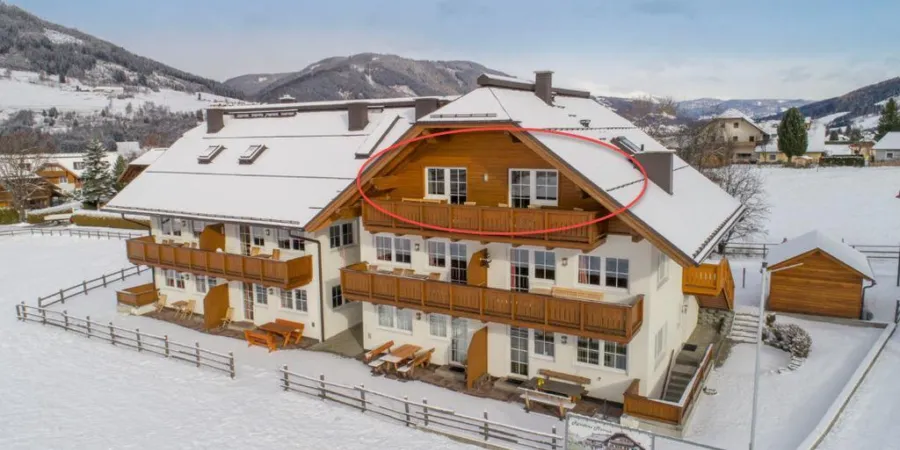 0001 SM Monica Top 10 winter 1a