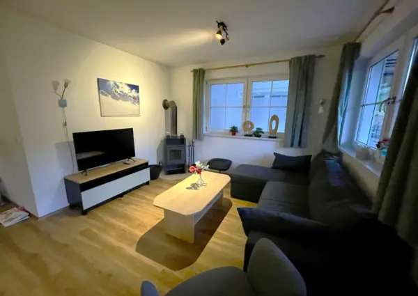 Monica Top 2 woonkamer in avond