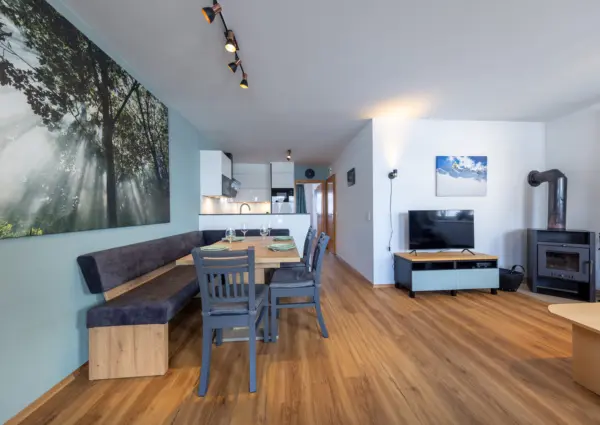 Residenz Monica Top 2 doorkijk naar eethoek