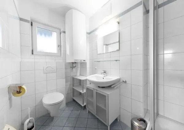 Residenz Monica Top 2 Woonkamer badkamer