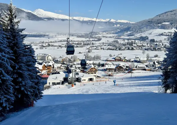 Monica Top 2 vanaf de piste