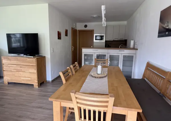 Monica Top 5 richting keuken