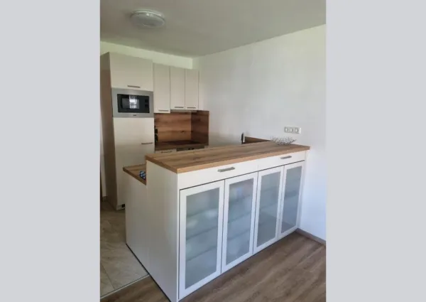 0006 SM Monica Top 5 2024 2