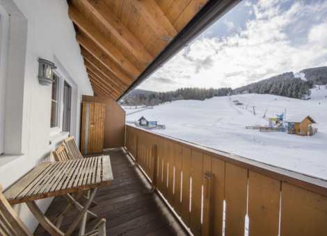 0001 SM Monica Top 5 winter 6