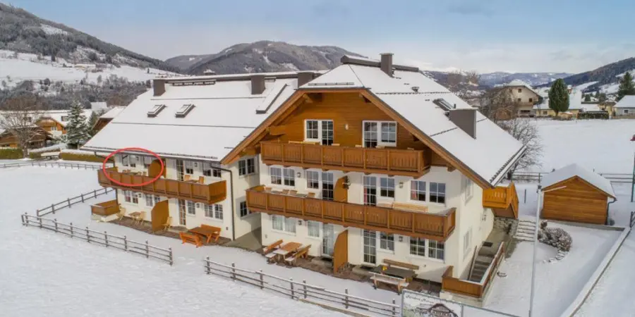 0017 SM Monica Top 5 winter 1a